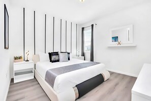 15 Schlafzimmer, Bügeleisen/Bügelbrett, WLAN, Bettwäsche