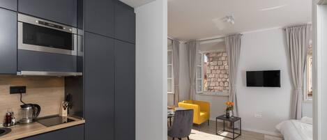 مكواة/لوح كي وواي فاي