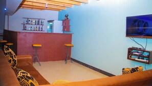 Minibar - Shamba Hostel (Arusha)
