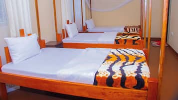 Chambre Triple Confort | 1 chambre, espace de travail pour ordinateur portable, Wi-Fi gratuit