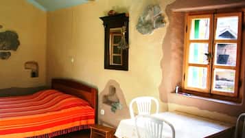 2 bedrooms, Internet