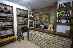Bar (on property) - Holiday Home Stari Zoganj - Two Bedroom Holiday Home with Terrace and Swimming Pool (Potomje)