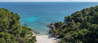 Holiday Home Island Gem - Five  Bedroom Apartment