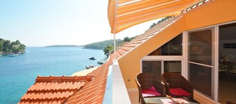 Apartments Korčula - Superior Two Bedroom Apartment with Terrace and Sea View (Lavander)