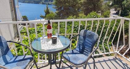 Apartments Maruška - Studio Apartment with Balcony and Sea View