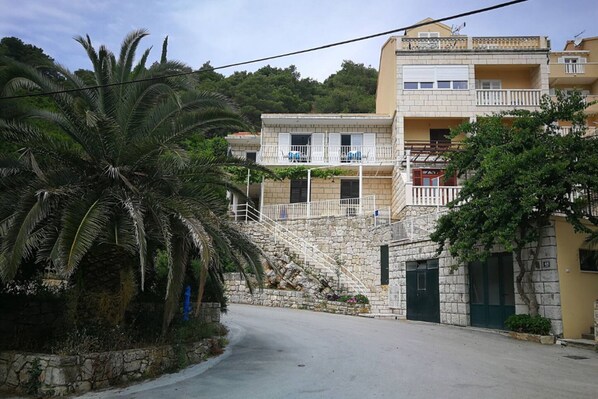 Exterior - Apartments Maruška - Double Room (Sobra)