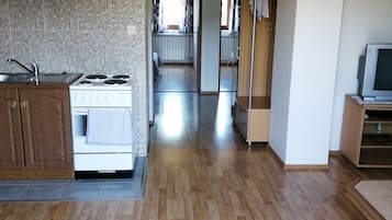 Fridge, microwave