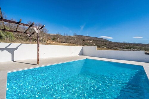 Villa Camellia - Two Bedroom Villa with swimming pool