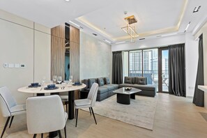 Interior - Luxury Living 2 Bedroom in Dubai Creek Harbour (Dubai)