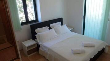 2 bedrooms, WiFi (free)