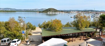 Apartments Helena - Superior One bedroom apartment with Balcony and Sea View - A2