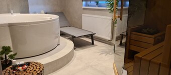 Studio apartment with terrace in Varazdin