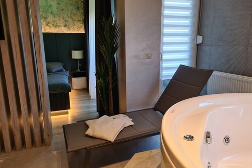 Wellness Apartments - Studio Apartment with Terrace (G3)