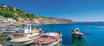 Apartments Paola - Two Bedroom Apartment with Terrace and Sea view