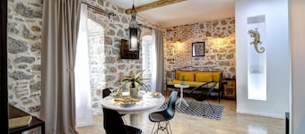 History House Moja Ti 1830 - Deluxe Apartment (Gorica)