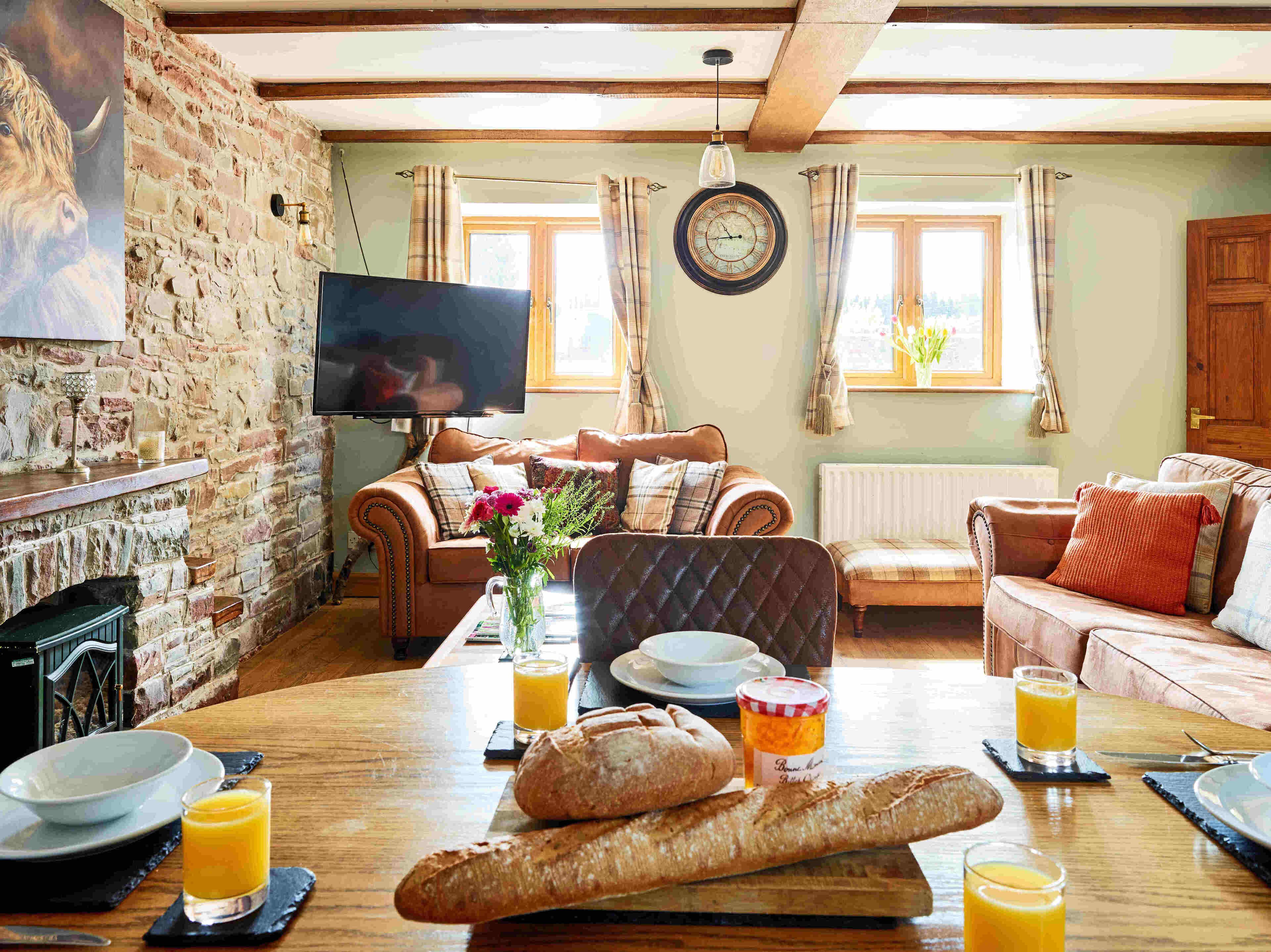 Télévision, cheminée