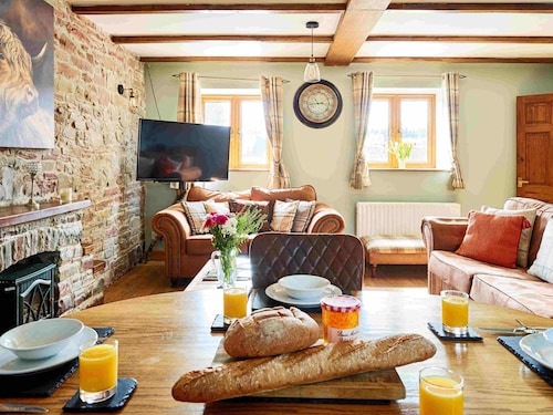 Llysfaen Cottage, Llysfaen Cottage in the Brecon Beacons