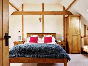 2 عدّة غرف نوم وواي فاي وملاءات أسرّة