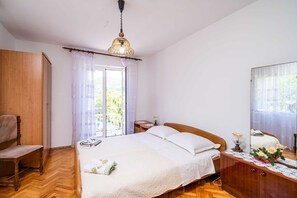 1 habitación y acceso a internet