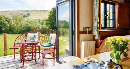 The Orient Express Shepherd's Hut with Hot Tub