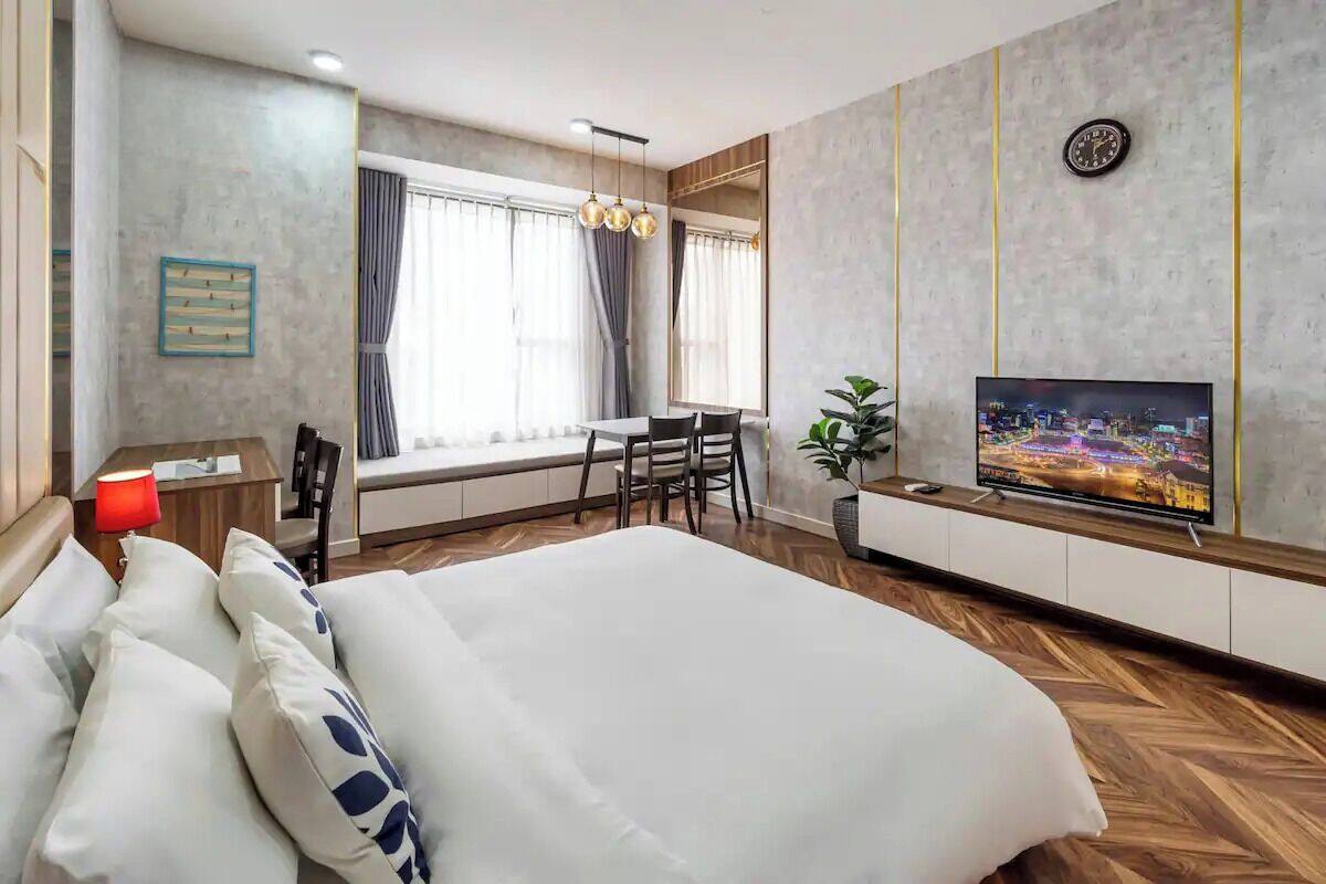Superior Studio, 1 Katil Ratu (Queen), Kitchen, City View | Meja, ruang kerja komputer riba, Wi-fi percuma, cadar katil