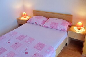 3 dormitorios, tabla de planchar con plancha, wifi gratis