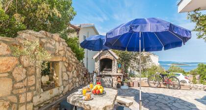 Apartments Lilly - Two Bedroom Apartment with Terrace and Sea View