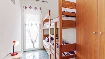 2 bedrooms, free WiFi
