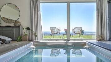 Sisäuima-allas, lämmitetty uima-allas