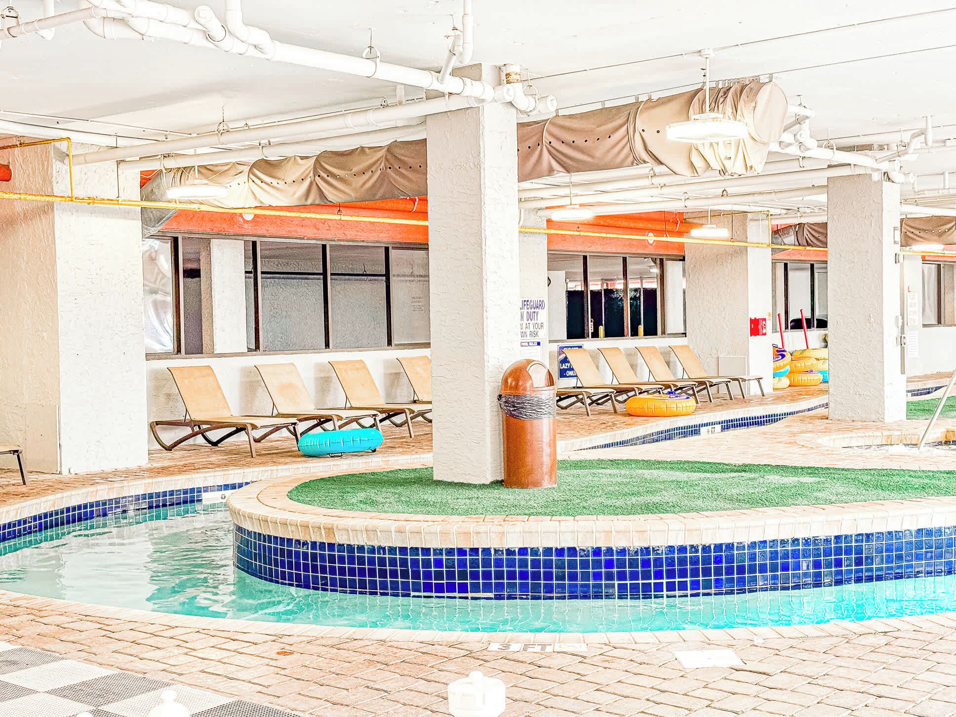 Piscine intérieure