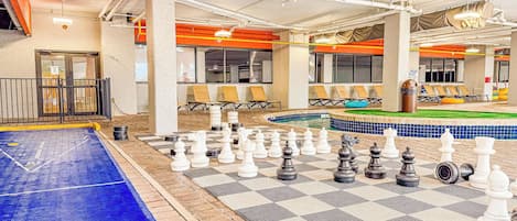 Spielezimmer