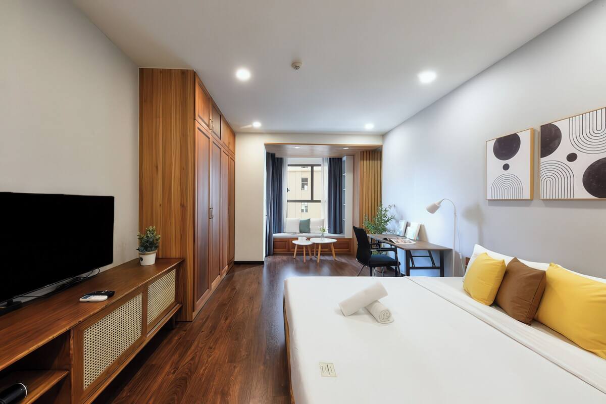 Studio Supérieur, 1 grand lit, cuisine, vue ville
