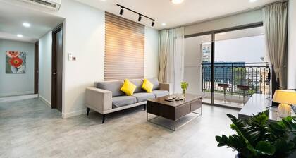 Urban Zen Saigon - Royal Apartment D4