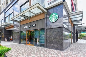 Exterior - Urban Zen Saigon - Royal Apartment D4 (Ho Chi Minh City)