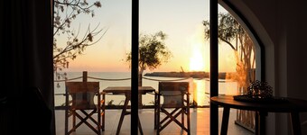 Sirena Bay Beach House And Luxury Suites