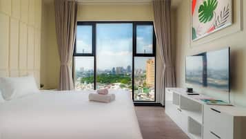 Superior Apartment, 2 Bedrooms, Kitchen, City View | 2 bedrooms, desk, laptop workspace, blackout curtains