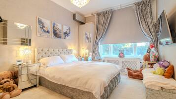 Apartment | 1 bedroom, iron/ironing board, free WiFi, bed sheets