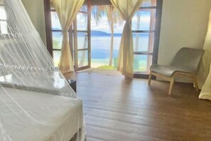 Room - Tuburan Cove Beach Resort (Buruanga)