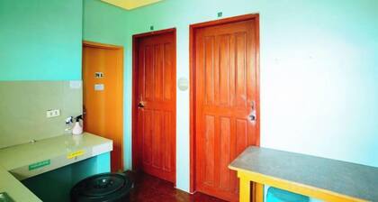 RedDoorz @ D128 Lodge Cagayan Valley