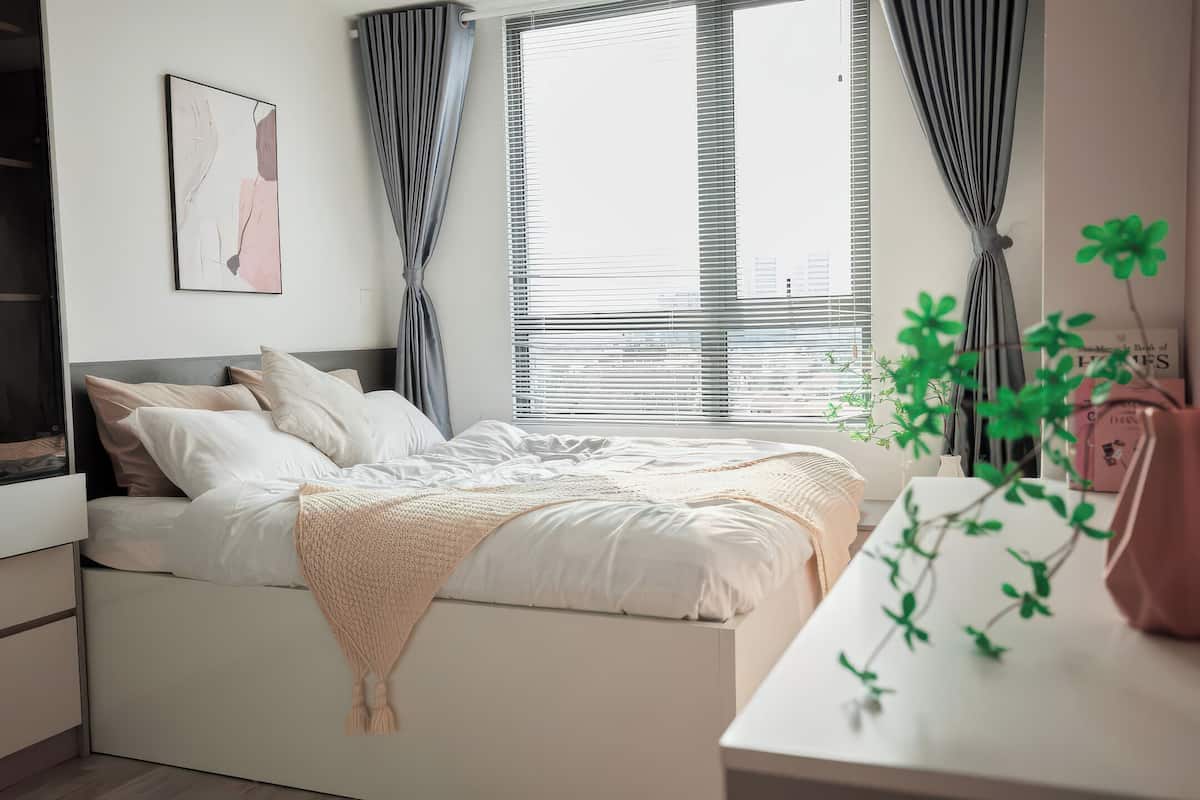 Appartement Supérieur, 1 chambre, cuisine, vue ville | 1 chambre, minibar, bureau, espace de travail pour ordinateur portable
