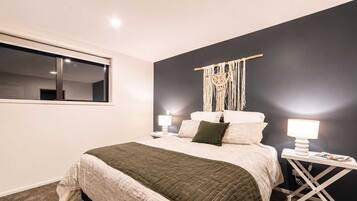 2 bedrooms, iron/ironing board, travel cot, WiFi