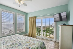 8 bedrooms, iron/ironing board, travel crib, free WiFi