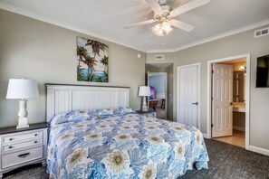 6 bedrooms, iron/ironing board, travel crib, free WiFi