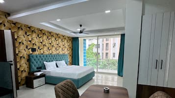 Superior Room | Soundproofing, free WiFi, bed sheets