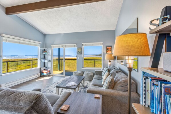 Smart-TV, DVD-Player, Stereoanlage