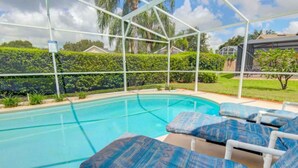 House | 4 bedrooms - Cozy Spacious 4-bedroom Villa With Private Pool in Southern Dunes Golf Country Club (Haines City)