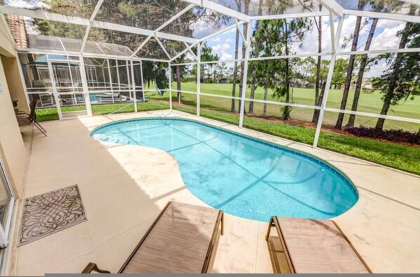 Room - Charming 3-bedroom Villa With Pool in Southern Dunes Golf Country Club (Haines City)