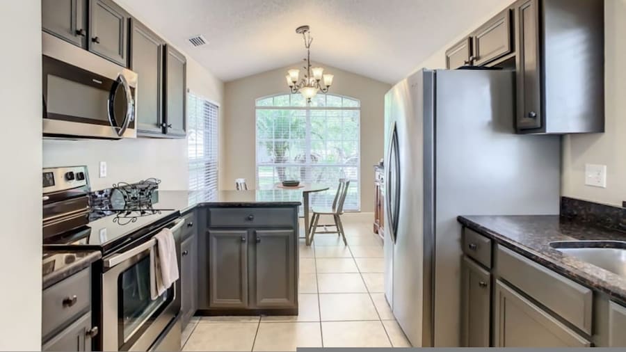 Tee Tea House Stylish 4-bedroom Home With Private Lanai Near Disney Golf