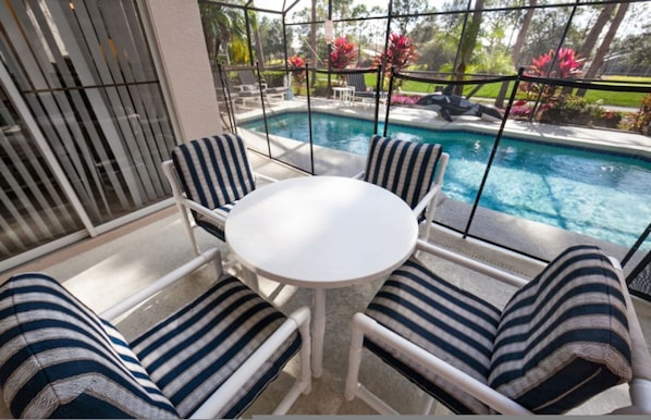 4 bedrooms - Spacious 4-bedroom Villa With Private Pool Game Room in Southern Dunes (Haines City)