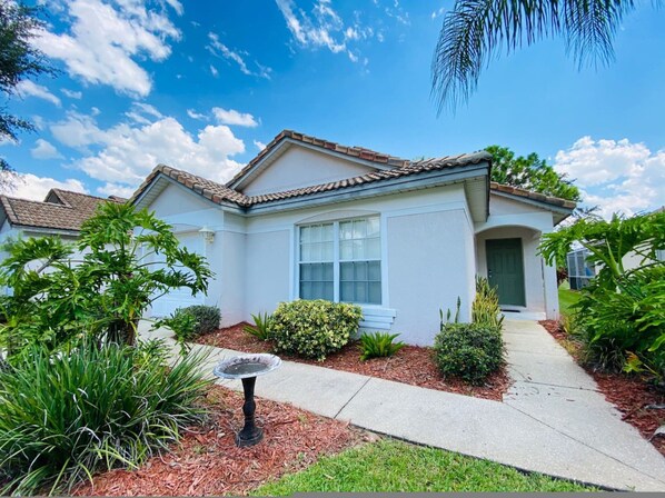 Room - Relaxing 3-bedroom Home With Private Pool in Southern Dunes Close to Disney (Haines City)